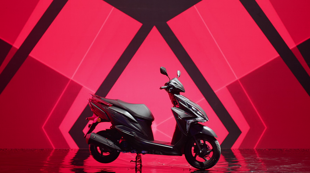 順動新作，本田RX125摩托車震撼出街
